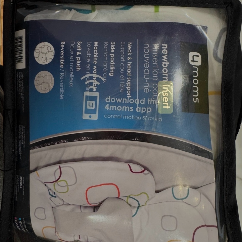 4moms Newborn Insert with Colorful Pattern